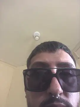 Snapshot of Maqbur chatting on 11/01/25, 03:39 Maqbur online show from 11/01/25, 03:39