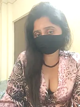 mouni499 online show from 02/08/26, 12:03