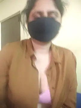 mouni499 online show from 03/08/26, 05:38