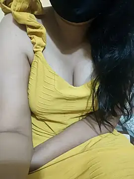 mouni499 online show from 05/13/26, 03:13