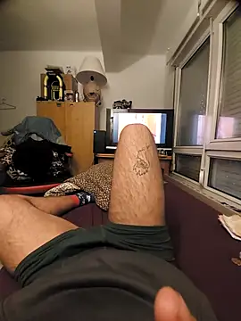 Snapshot of styke12 chatting on 11/01/25, 05:07 styke12 online show from 11/01/25, 05:07