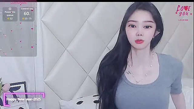 YAOYAO-2025 online show from 04/14/26, 01:49