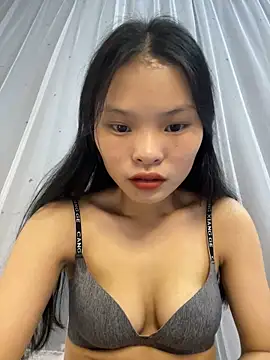 lung-linh online show from 11/05/25, 04:10