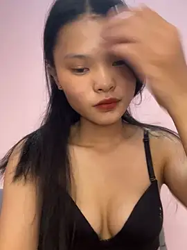 lung-linh online show from 11/25/25, 02:06