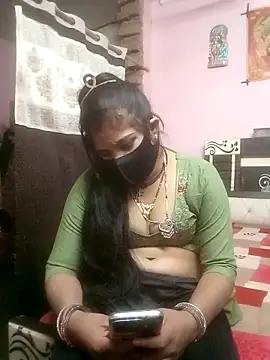 Snapshot of Hotsexy_bhabhiji chatting on 11/13/25, 04:44 Hotsexy bhabhiji online show from 11/13/25, 04:44