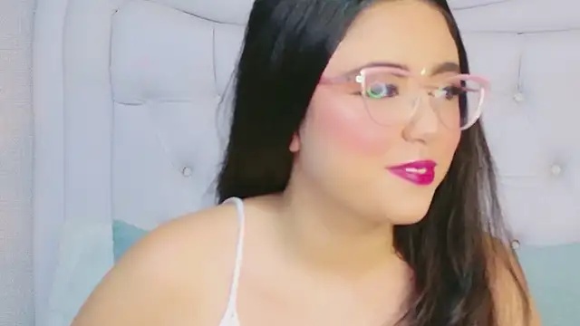 Snapshot of ScarlettPetrova chatting on 03/13/26, 11:48 ScarlettPetrova online show from 03/13/26, 11:48