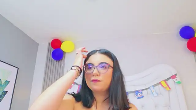 ScarlettPetrova online show from 07/01/26, 11:21