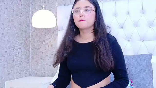 ScarlettPetrova online show from 12/03/25, 11:31