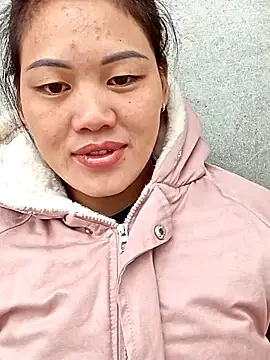 Snapshot of keng-keng chatting on 11/02/25, 02:27 keng-keng online show from 11/02/25, 02:27