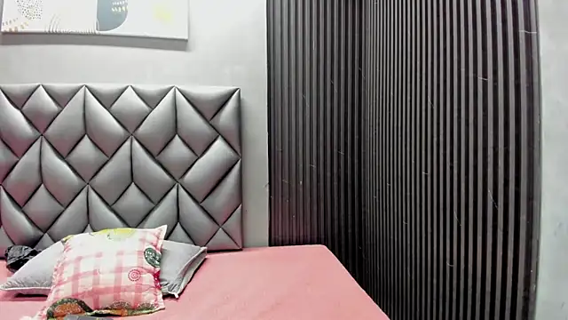 angeline bleak online show from 11/29/25, 11:54