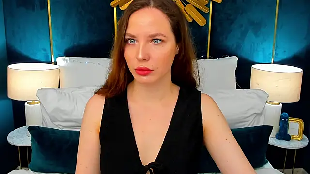 Snapshot of MonaRicci chatting on 07/07/26, 05:10 MonaRicci online show from 07/07/26, 05:10
