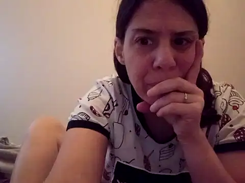 hotnathy69 online show from 12/23/25, 08:24