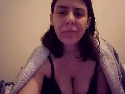 hotnathy69 online show from 01/12/26, 08:10