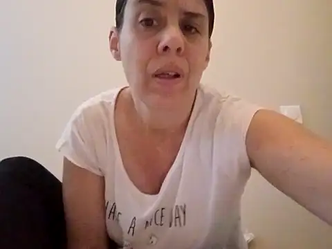 hotnathy69 online show from 12/01/25, 08:04