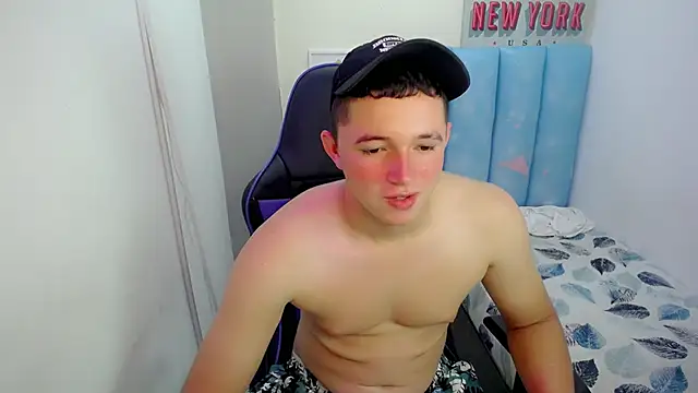 Snapshot of giorgio_box chatting on 11/07/25, 12:53 giorgio box online show from 11/07/25, 12:53