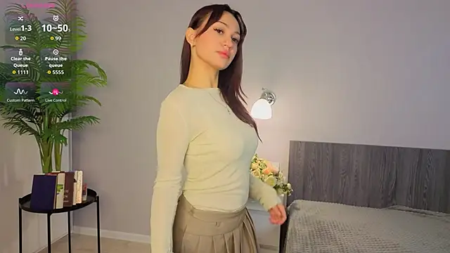 Snapshot of Sally_Parkss chatting on 11/10/25, 05:56 Sally Parkss online show from 11/10/25, 05:56