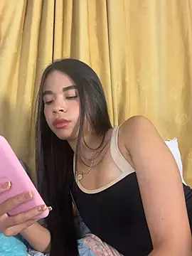Snapshot of Milleradhara24 chatting on 07/08/26, 04:35 Milleradhara24 online show from 07/08/26, 04:35
