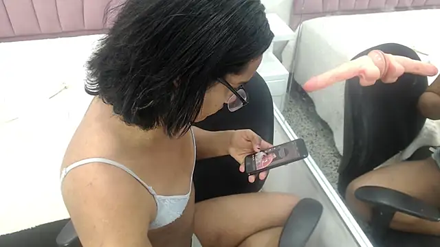 horny bri  online show from 01/06/26, 01:26