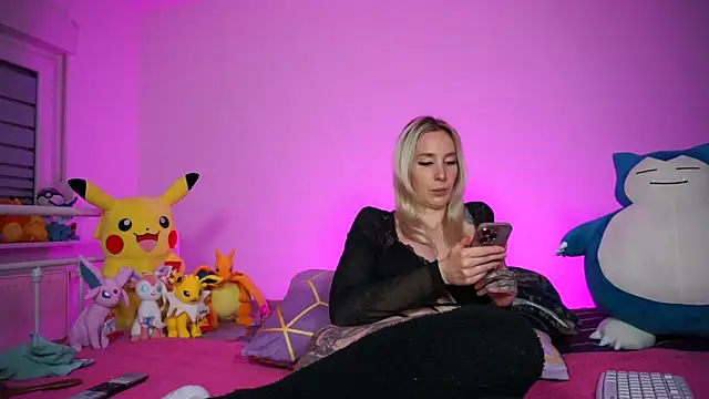 StellaCinderella online show from 12/22/25, 02:06