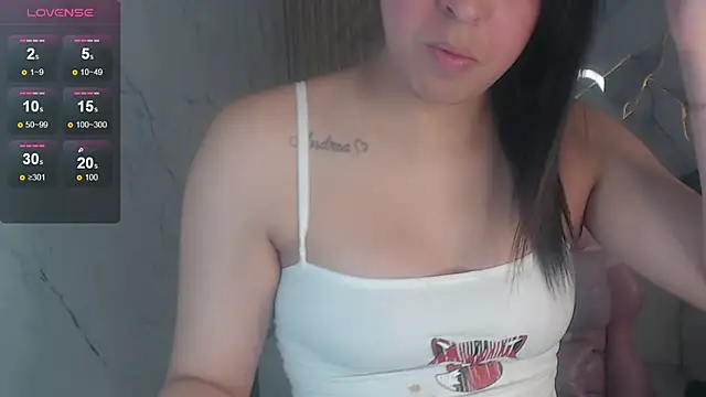 Snapshot of gabriella_storm_tf chatting on 04/23/26, 01:24 gabriella storm tf online show from 04/23/26, 01:24