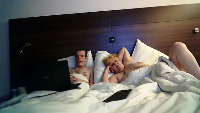 Snapshot of paulus52 chatting on 11/07/25, 04:50 paulus52 online show from 11/07/25, 04:50