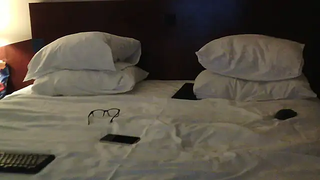 paulus52 online show from 11/23/25, 02:49