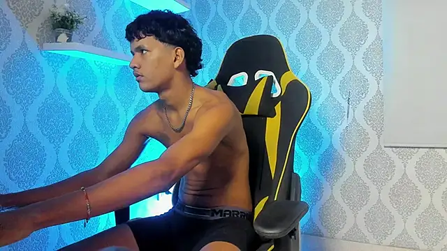 Boy savoy online show from 02/22/26, 07:37