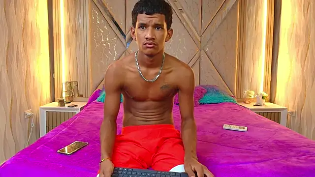 Boy savoy online show from 11/14/25, 07:28