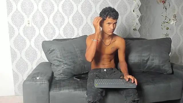 Boy savoy online show from 12/20/25, 07:22