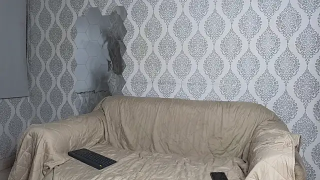 Boy savoy online show from 12/04/25, 07:29