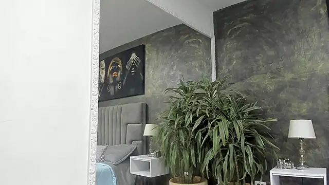 kendra london online show from 12/21/25, 01:02