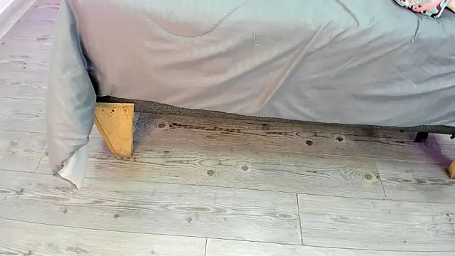 kendra london online show from 01/15/26, 11:24