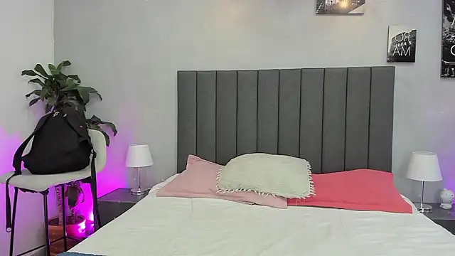 kendra london online show from 02/05/26, 11:17