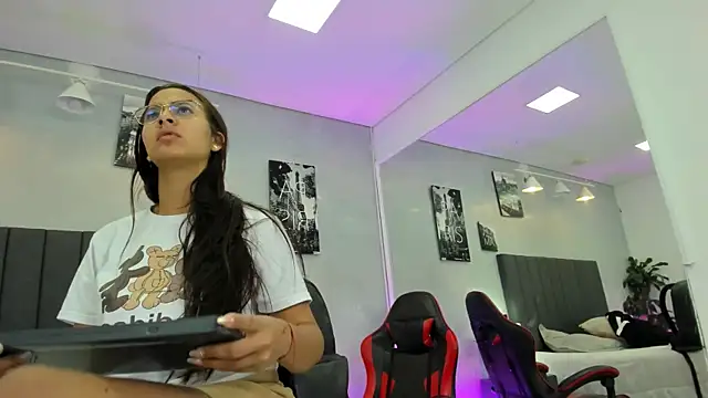 kendra london online show from 03/02/26, 11:50