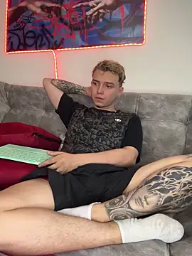 Nick orion online show from 11/08/25, 01:14