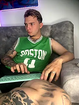 Nick orion online show from 11/26/25, 01:33