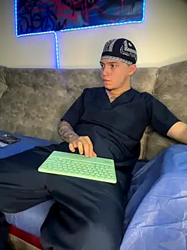 Nick orion online show from 11/30/25, 06:30