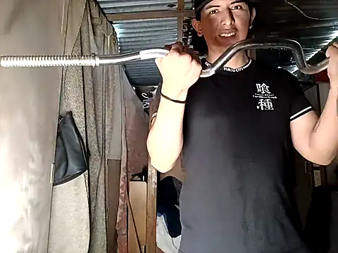 Snapshot of sexboyfit chatting on 11/04/25, 03:49 sexboyfit online show from 11/04/25, 03:49