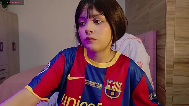 EmillieX online show from 01/19/26, 12:14