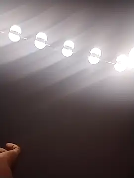 BiancaClarkson online show from 11/16/25, 12:04