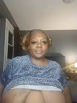 BiancaClarkson online show from 11/18/25, 03:43