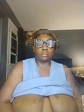 BiancaClarkson online show from 11/11/25, 07:14