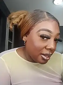 BiancaClarkson online show from 11/07/25, 05:56