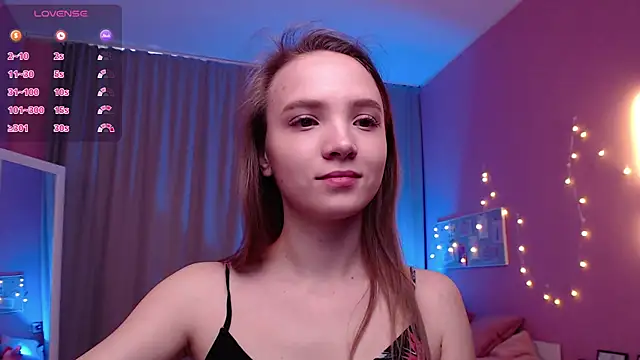 Adria Arjona online show from 02/21/26, 07:43