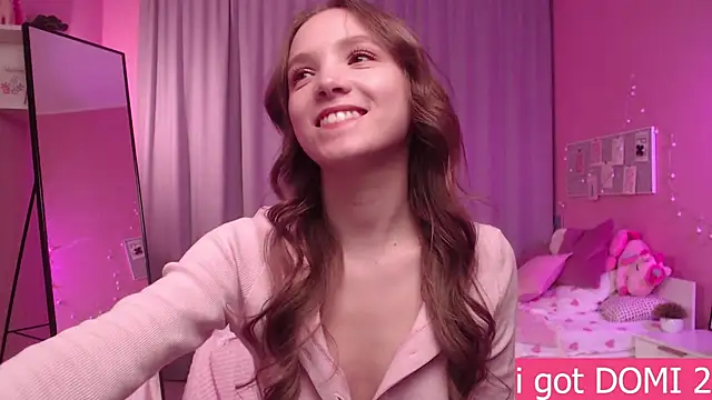 Adria Arjona online show from 05/19/26, 07:48