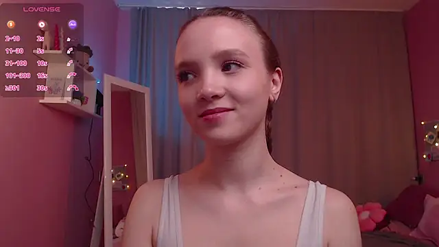 Adria Arjona online show from 04/11/26, 07:45