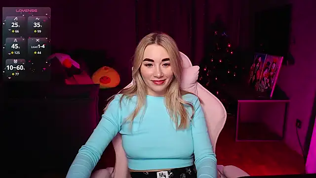 Snapshot of Rosie_Mac chatting on 12/23/25, 02:22 Rosie Mac online show from 12/23/25, 02:22