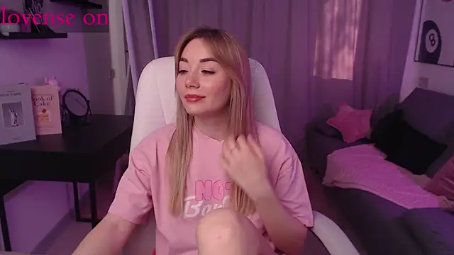 Rosie Mac online show from 05/04/26, 01:09