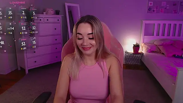 Rosie Mac online show from 11/04/25, 01:09