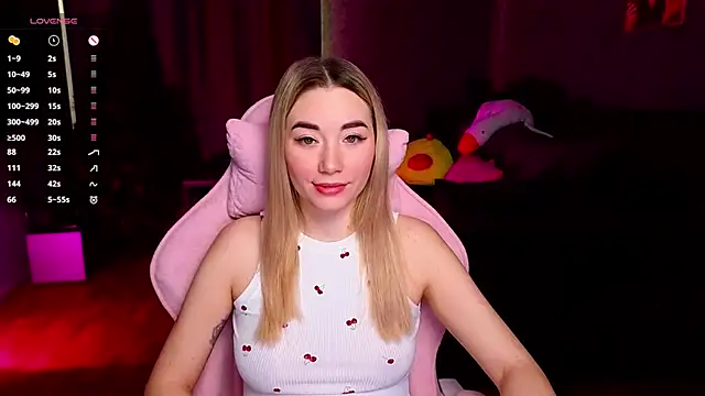 Snapshot of Rosie_Mac chatting on 02/25/26, 02:56 Rosie Mac online show from 02/25/26, 02:56